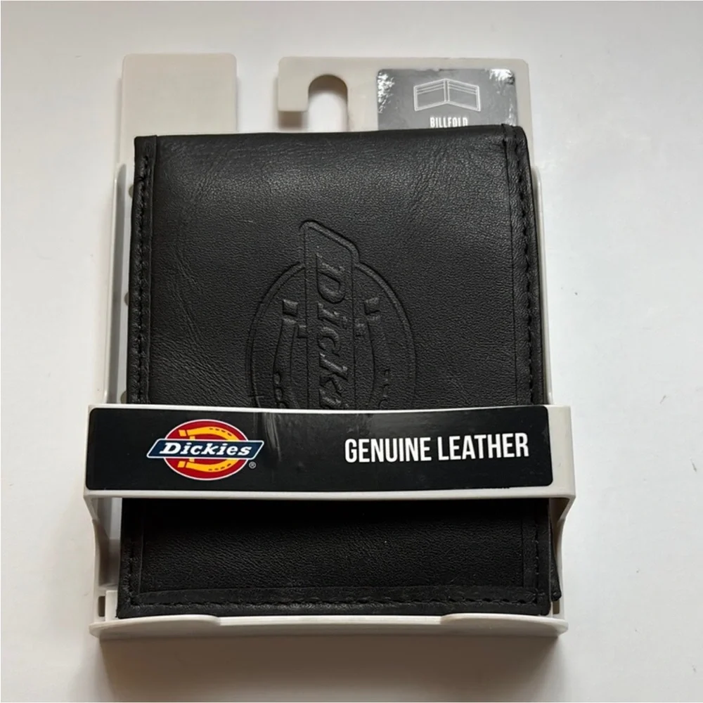 Dickies Classic Black Leather Billfold Wallet